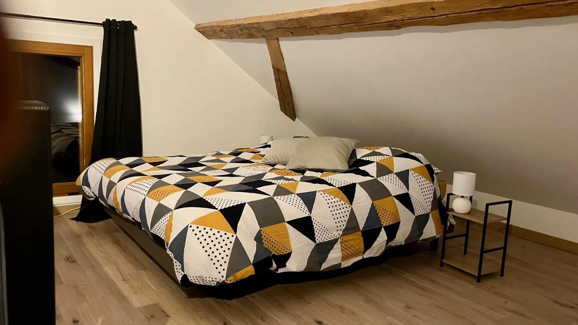 Charmant Loft De Montagne Tranquilite Et Confort Thollon-les-Memises 0*,  Francia